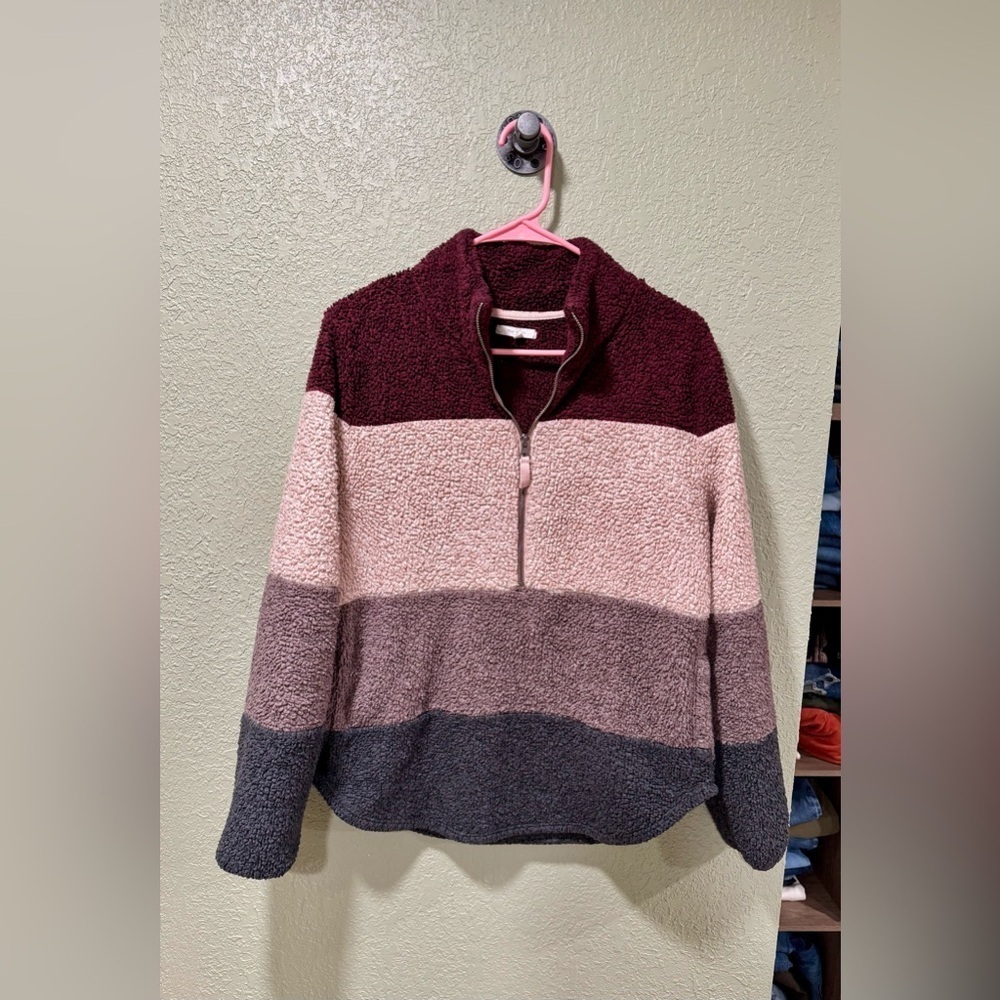 Maurices Pull Over size M